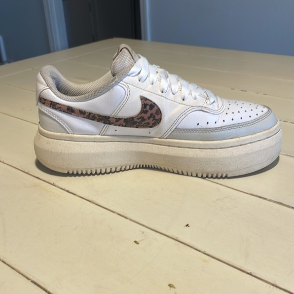 Nike Court Vision Alta Platform Cheetah Print Lace Up Low Top Sneakers 9.5 - Picture 8 of 12